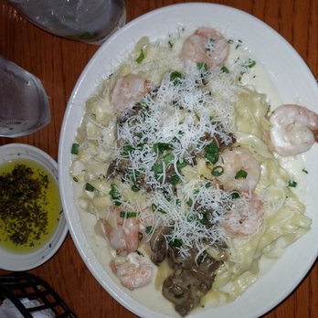 Carrabba's Italian Grill - Fettuccine weesie - Italian Near Me - Chandler, Arizona