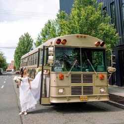 Shanghai Portland Party Bus and Tours - Perfect for weddings