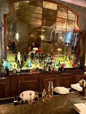 Bar Room at the Beekman by null