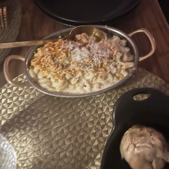 Toca Madera Las Vegas - Truffle Mac n cheese - Steakhouses Near Me - Las Vegas, Nevada Toca Madera Las Vegas - Truffle Mac n cheese - Steakhouses Near Me - Las Vegas, Nevada