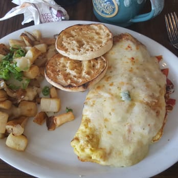 Egg Harbor Cafe - Veggie omelette - Breakfast & Brunch Near Me - Schaumburg, Illinois Egg Harbor Cafe - Veggie omelette - Breakfast & Brunch Near Me - Schaumburg, Illinois