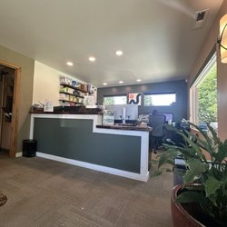 Green City Dental - Front desk reception