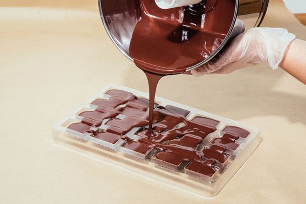 Raaka Chocolate by null