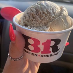 Baskin-Robbins - Jamoca ice cream scoop