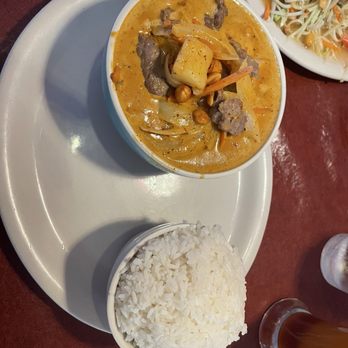 Noy's Bistro - Thai Near Me - Universal City, Texas Noy's Bistro - Thai Near Me - Universal City, Texas