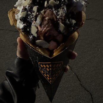 The Bubble Hive  - Desserts Near Me - Sacramento, California
