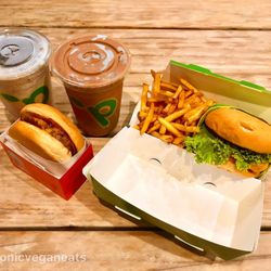 Plantees - Vegan BBQ Bac'n Burger: Cheese, Bac'n, Pepper, BBQ Sauce; Deluxe Sandwich: Chick'n, Cheese, Lettuce, Tomato, Pickle; Oreo Shake; Choc Shake