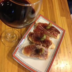 El Guachinche - Meu preferido: jamon serrano no pão com tomate e um bom vinho.