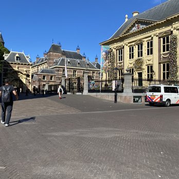 Mauritshuis - Brasseries Near Me - Den Haag, ZH