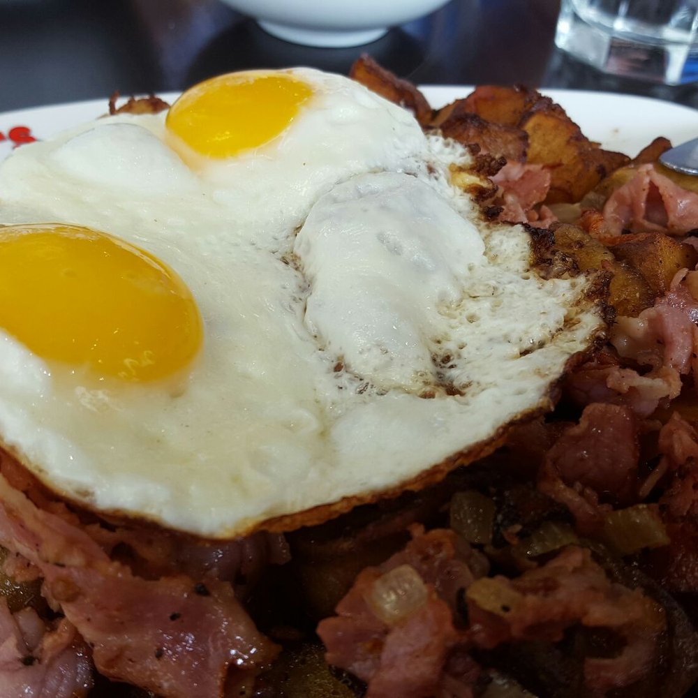 Panagio's All Day Grill - Corned Beef and Hash - American Near Me - Mississauga, Ontario