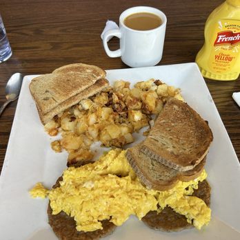 Bell City Diner - Nice breakfast - Diners Near Me - Bristol, Connecticut