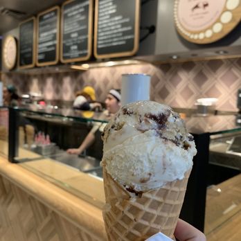 Salt & Straw - Salted Malted Chocolate Chip Cookie Dough - Ice Cream & Frozen Yogurt Near Me - Pasadena, California Salt & Straw - Salted Malted Chocolate Chip Cookie Dough - Ice Cream & Frozen Yogurt Near Me - Pasadena, California