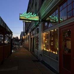 Lost Lake Cafe and Lounge