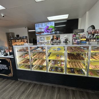 RnB Donuts - Inside donut shop - Donuts Near Me - Moreno Valley, California RnB Donuts - Inside donut shop - Donuts Near Me - Moreno Valley, California