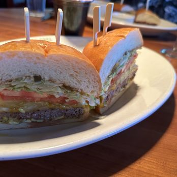 Rutherford Grill - Hamburger - American Near Me - Rutherford, California Rutherford Grill - Hamburger - American Near Me - Rutherford, California