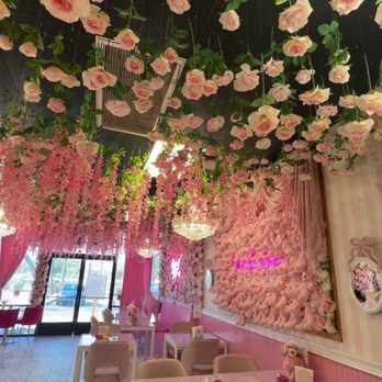 Cafe De Flores - Inside the cafe - Desserts Near Me - Las Vegas, Nevada Cafe De Flores - Inside the cafe - Desserts Near Me - Las Vegas, Nevada