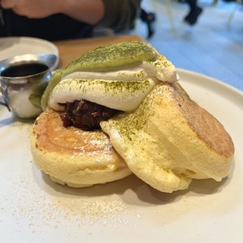 Flipper’s - Matcha Soufflé pancakes - Pancakes Near Me - New York, New York Flipper’s - Matcha Soufflé pancakes - Pancakes Near Me - New York, New York