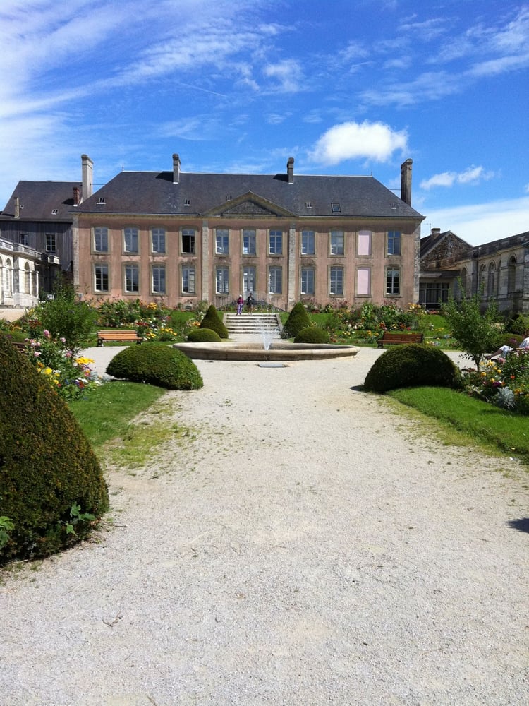 Parc De La Mairie