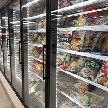 H Mart - More dumplings - International Grocery Near Me - Tigard, Oregon