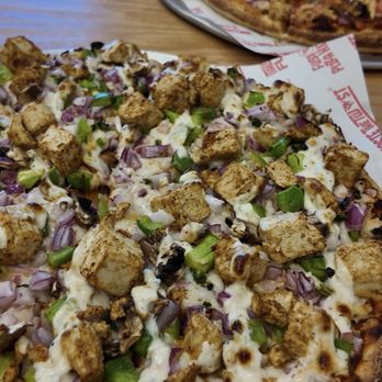 Pizza Twist - Tikka Masala and Tandoori pizzas - Pizza Near Me - Las Vegas, Nevada Pizza Twist - Tikka Masala and Tandoori pizzas - Pizza Near Me - Las Vegas, Nevada