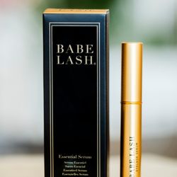 The Lash Lady - Growth Serum.  It works !