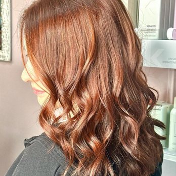 Mane Refinery Salon - Styled by Lisaundra - Hair Salons Near Me - Chicago, Illinois
