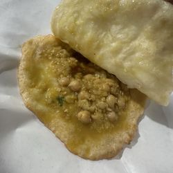 J&D Caribbean Cuisine - Doubles