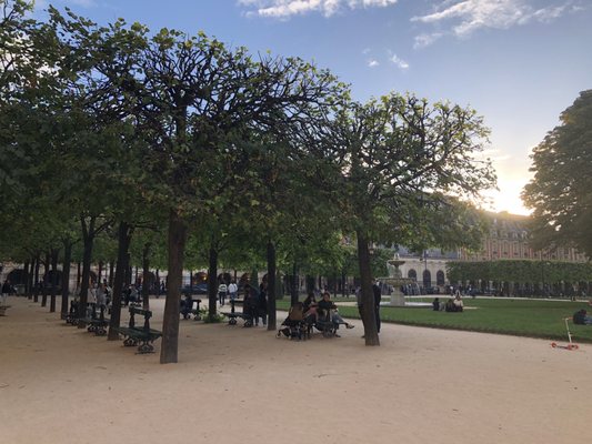 Place des Vosges by null