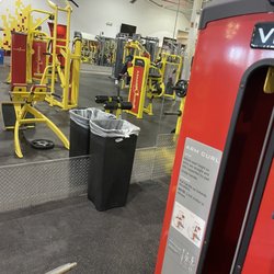 Retro Fitness - Interior