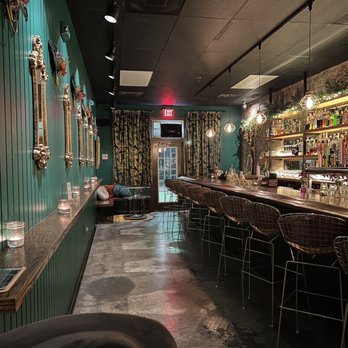 The Verdant Lady - Cocktail Bars Near Me - Richmond, Virginia The Verdant Lady - Cocktail Bars Near Me - Richmond, Virginia