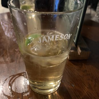 Jameson Distillery Bow St - Jameson and Ginger Ale - Museums Near Me - Dublin, D