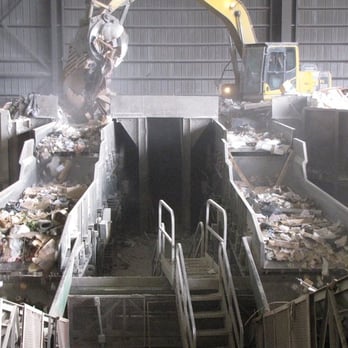 Lakeshore Recycling Systems - Shakers screen out small debris - Recycling Center Near Me - Chicago, Illinois