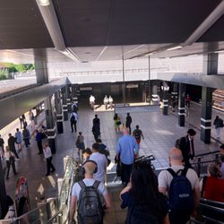 Whitechapel Station - Platform
