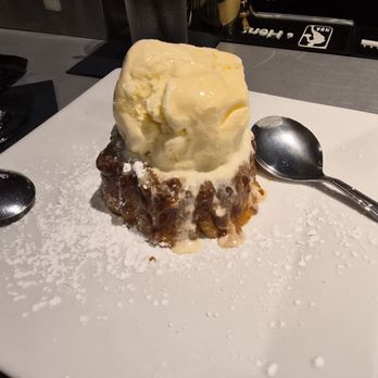 Fete - Butter cake - Tapas/Small Plates Near Me - Boston, Massachusetts Fete - Butter cake - Tapas/Small Plates Near Me - Boston, Massachusetts