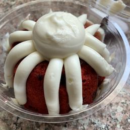 Red velvet mini cake Red velvet mini cake