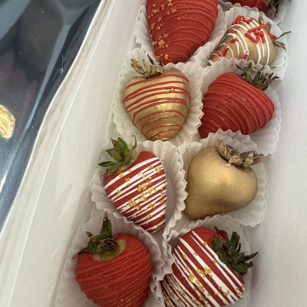 Cupcake Cutie Boutique - Cupcake cutie boutique's chocolate covered strawberries - Bakeries Near Me - Mount Vernon, New York Cupcake Cutie Boutique - Cupcake cutie boutique's chocolate covered strawberries - Bakeries Near Me - Mount Vernon, New York