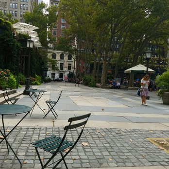 Bryant Park - Parks Near Me - New York, New York