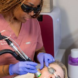 Monroe Aesthetics - Laser facial