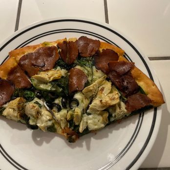 Pizzeria Halt - Vegan Near Me - Modesto, California Pizzeria Halt - Vegan Near Me - Modesto, California