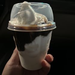 McDonald's - Hot fudge sundae