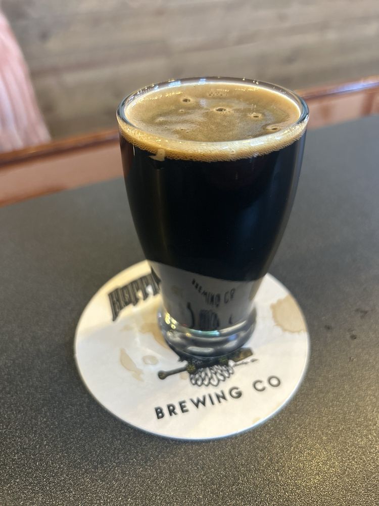 Hopping Eagle Brewing Company Logo