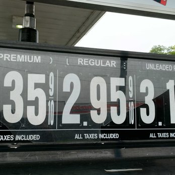 Speedway - Note the increases. 10/2/18 Plus up 13 cents, Regular up 13 cents, Premium up 13 cents. Seems like 13 is the hit number. - Gas Stations Near Me - Irondequoit, New York