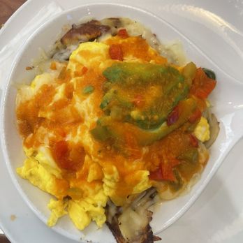 Broken Yolk Cafe - Breakfast & Brunch Near Me - La Quinta, California