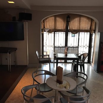 La Colonial - Pubs Near Me - Rota, California