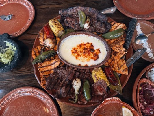 D’ La Santa by null