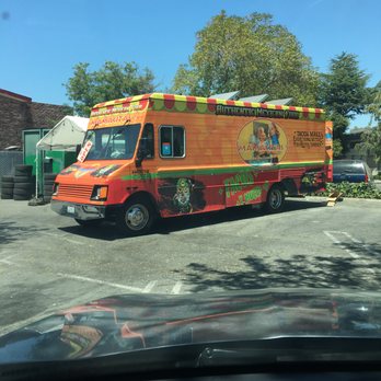 Mamacitas - Food Trucks Near Me - Mountain View, California