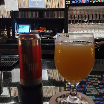 BierWax - The Vibes - Beer Bar Near Me - Brooklyn, New York