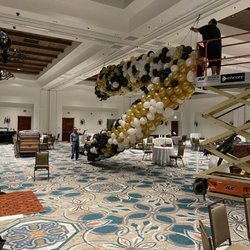Funtastik Balloons & Party Rentals - Ballon Drop 2022