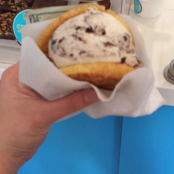 CREAM - Snicker doodle with cookies and cream ice cream - Desserts Near Me - Berkeley, California