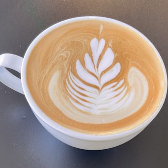 Founders Grounds Coffee - Cafe vanilla latte - Coffee Roasteries Near Me - Speedway, Indiana